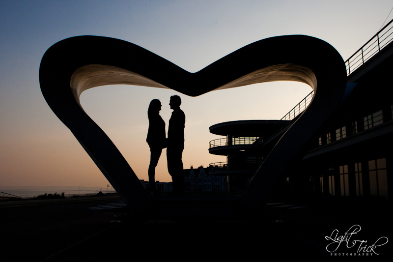 engaged couple in a big heart, The De La Warr Pavilion, Bexhill
