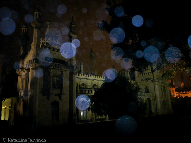 Royal Pavilion Brighton, mist, flash, mobile phone camera, lens flare